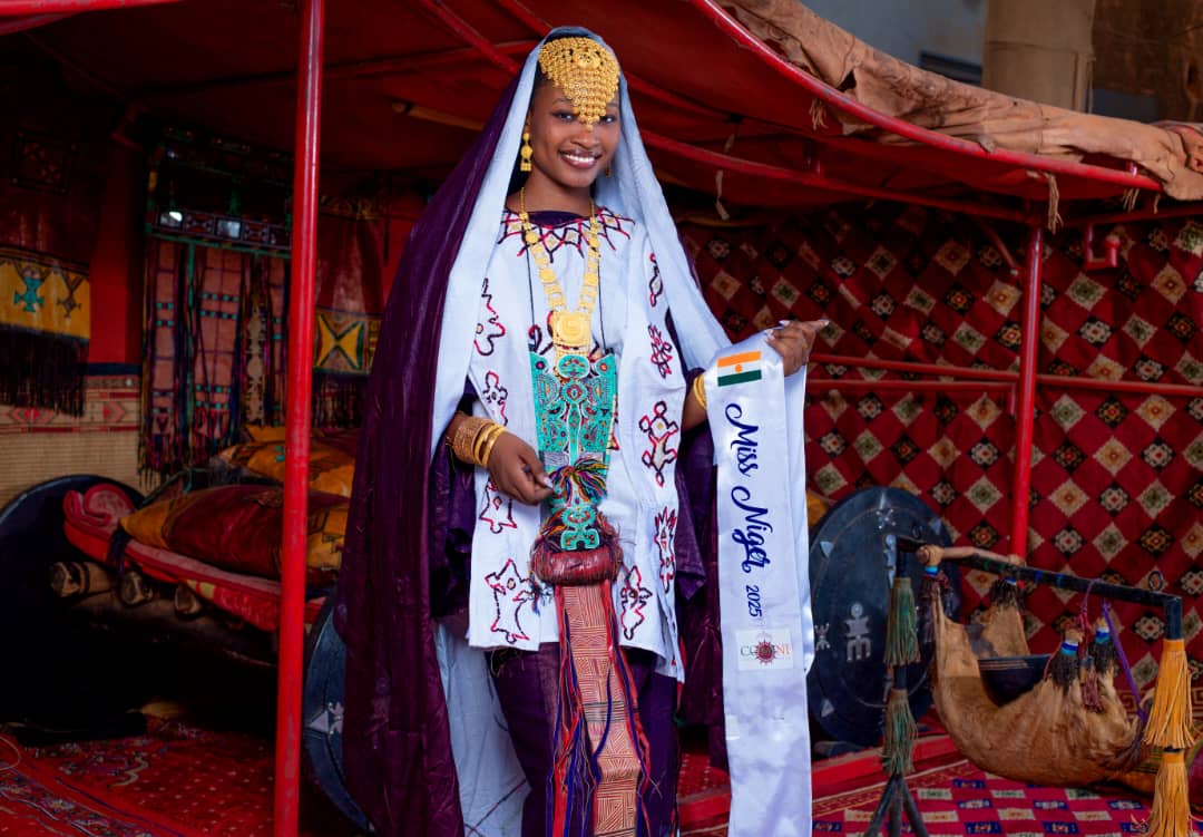Miss Niger 10